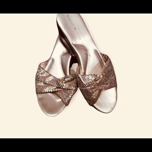 Slip on style wedge type heels